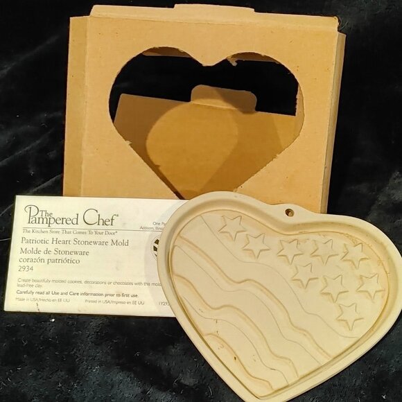 2005 Pampered Chef Cookie Mold American Flag Heart NEW - Picture 5 of 6